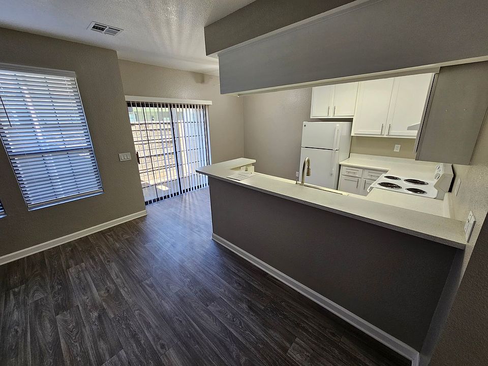 1st image of 2411 Mission Ave APT 11