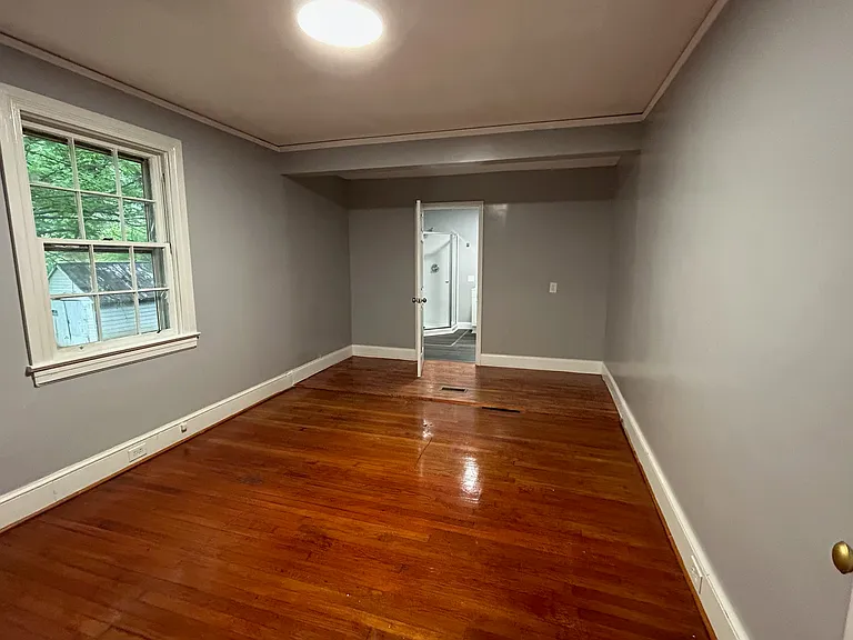 148 North Ave — Photo 8