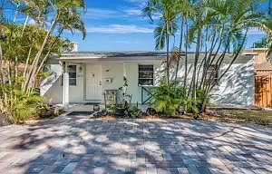1st image of 3024 Clyde Road