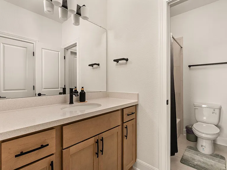 2132 Cavara Cv — Photo 27