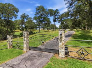 2936 Fm 1704, Elgin, TX 78621