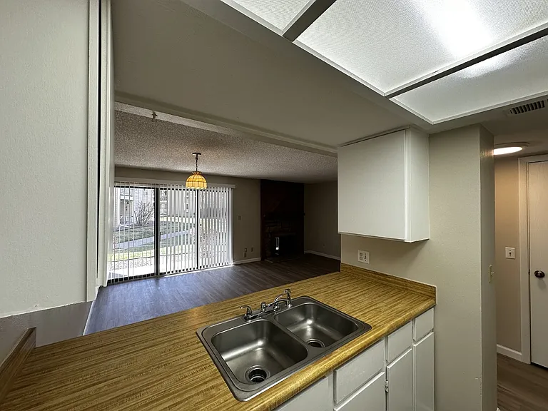 4896 S Dudley St #4-3 — Photo 8