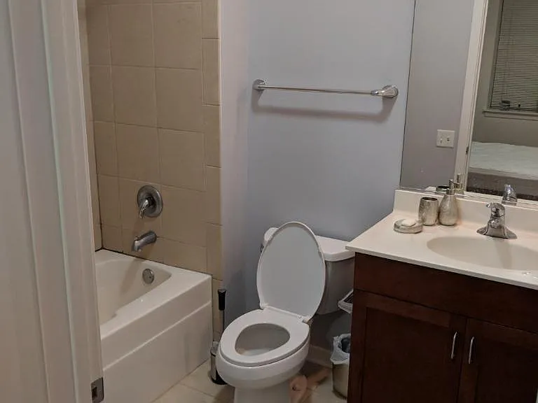 1110 W Washburne Ave #301 — Photo 10