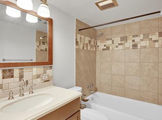 1260 York St APT 206, Denver, CO 80206