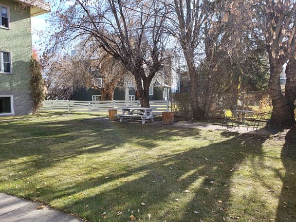 5th image of 4413 51st Ave #1