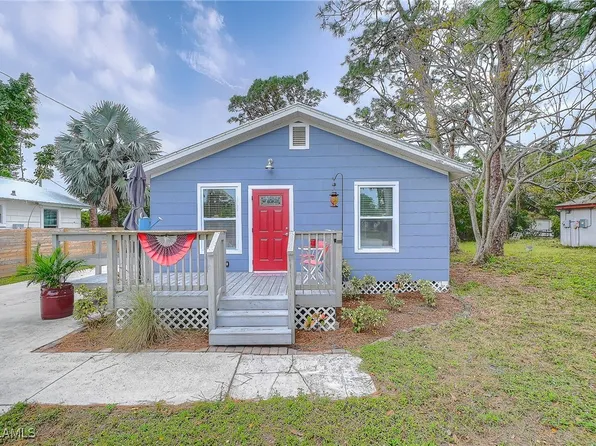 1868 Oakley Ave, Fort Myers, FL 33901