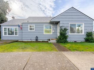 861 W 10th Ave, Junction City, OR 97448