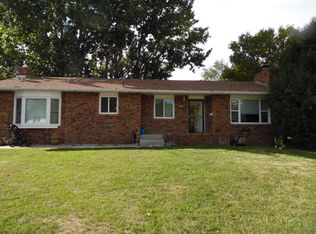 1815 Rose Ln, Williston, ND 58801