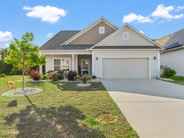 587 Meadowbrook Lane NW, Calabash, NC 28467
