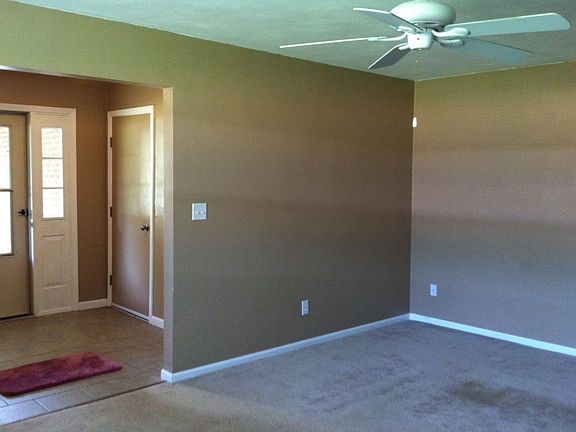 2nd image of 801 Yellowcreek Dr
