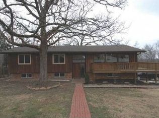 1465 N Viewpoint Dr, Fayetteville, AR 72701
