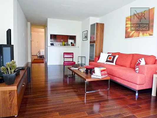 Rented by New York Residence | media 44