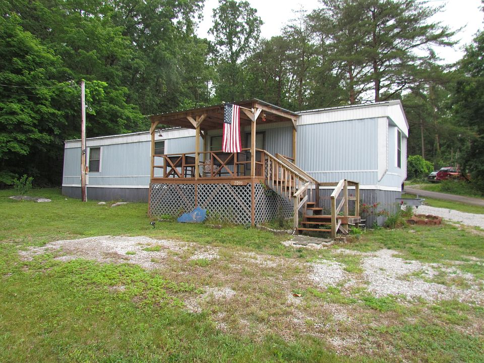 2205 Garland Rd, Burnside, KY 42519 MLS 23010537 Zillow