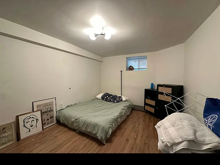 41 Long Ave #B2 — Photo 8