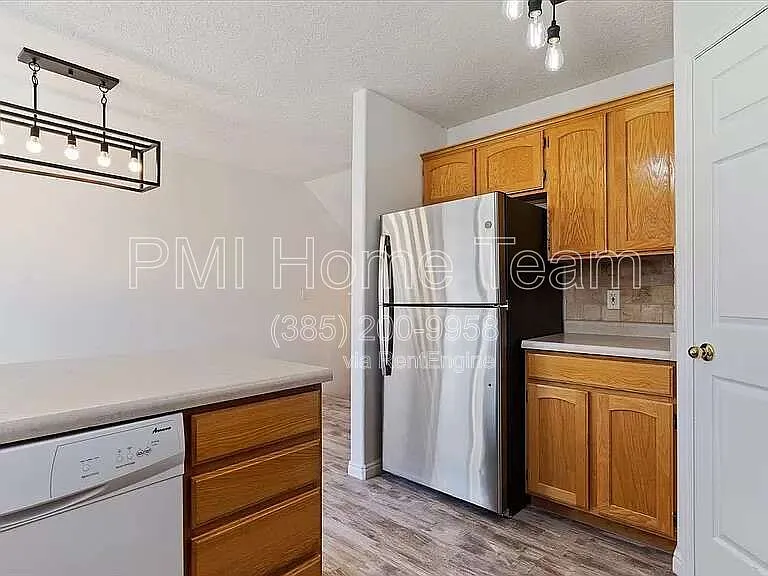 619 W 2300 S #A — Photo 20
