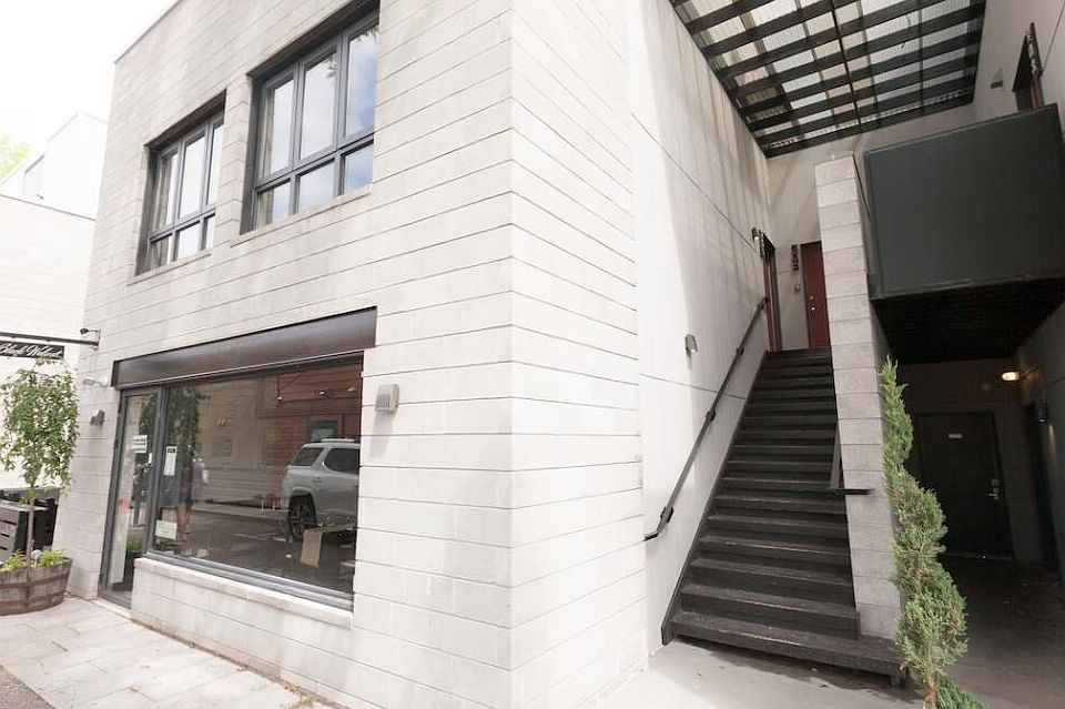 1st image of 129 Griffith Street ##206
