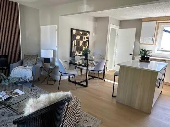 635 N 104th Ave SW, Calgary, AB T2W 0A4