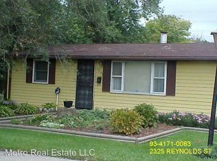 2325 Reynolds St, Fort Wayne, IN 46803