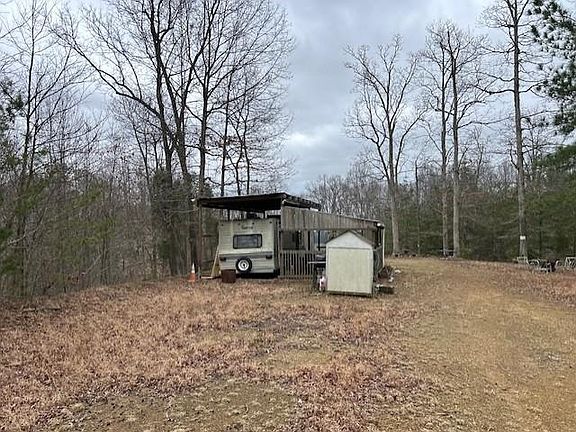 3rd image of 665 Lambert Schoolhouse Rd