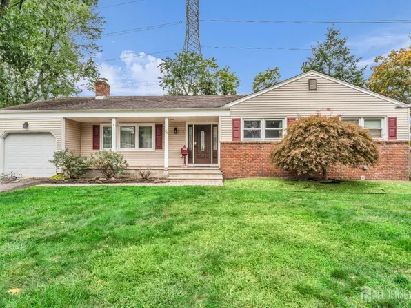 25 Eileen Way, Edison, NJ 08837