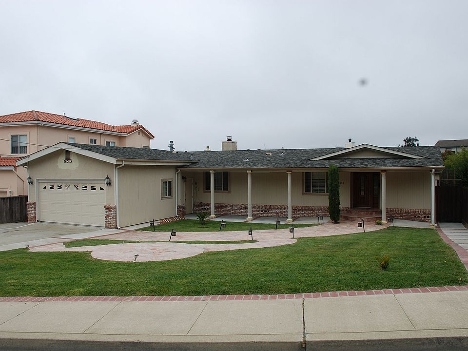 2nd image of 653 Chestnut Ave