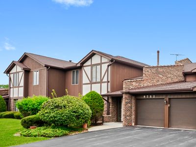 9752 Mill Dr E #1E, Palos Park, IL, 60464