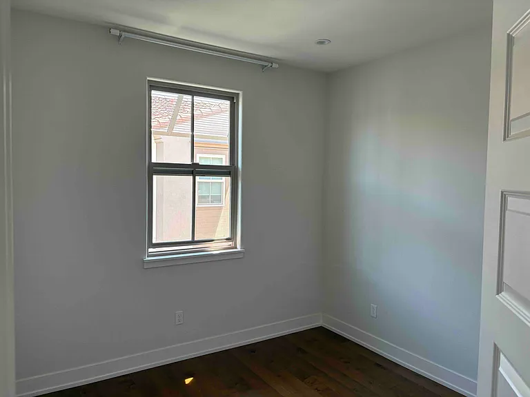 2343 Toledo Ter — Photo 21