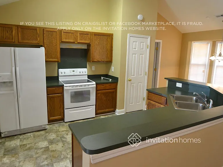 2730 Stagbuck Dr — Photo 3