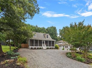 1324 N Lakeshore Dr, Louisa, VA