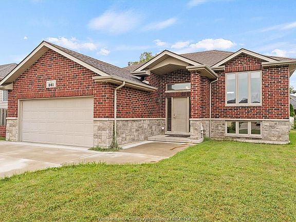 3rd image of 341 Piroli Cres