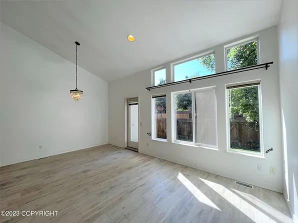 12251 Johns Rd #2, Anchorage, AK 99519