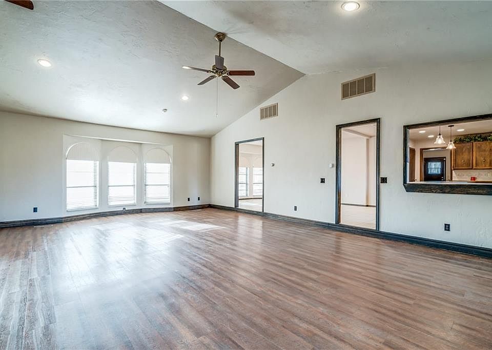 1914 N 7th St, Perry, OK 73077 Zillow