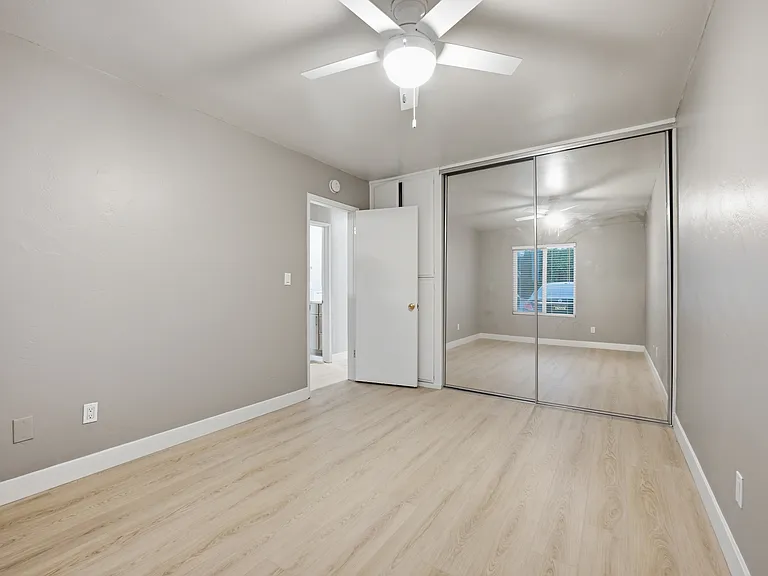 4021 Lamont St #2 — Photo 10