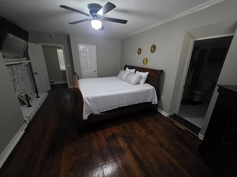 1433 Centra Villa Dr SW — Photo 7
