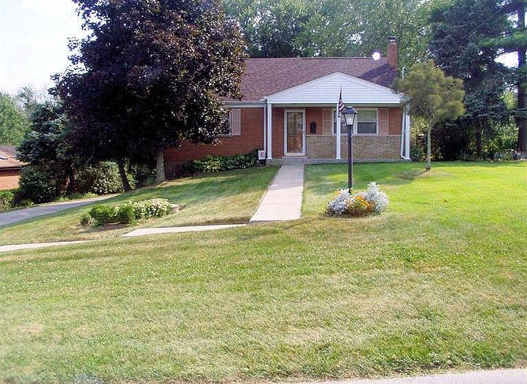 1st image of 6657 Woodcrest Dr