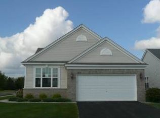 10754 Thone Rd, Woodbury, MN 55129
