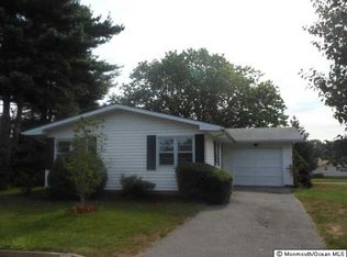 7 Wilbur Ct, Brick, NJ 08724