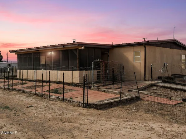 12290 Carr Ln, Las Cruces, NM 88007