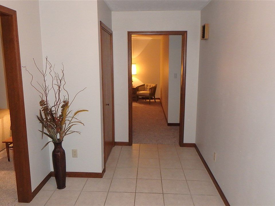 1st image of 51866 Chicory Ln
