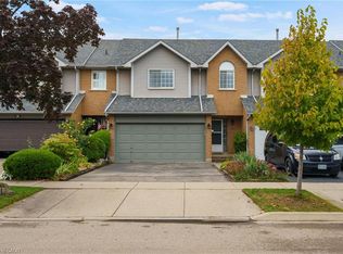 85 Chelsea Cres, Hamilton, ON L8E 5R8