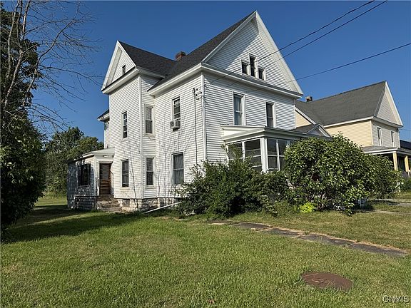 4th image of 20427 Sunrise Ave