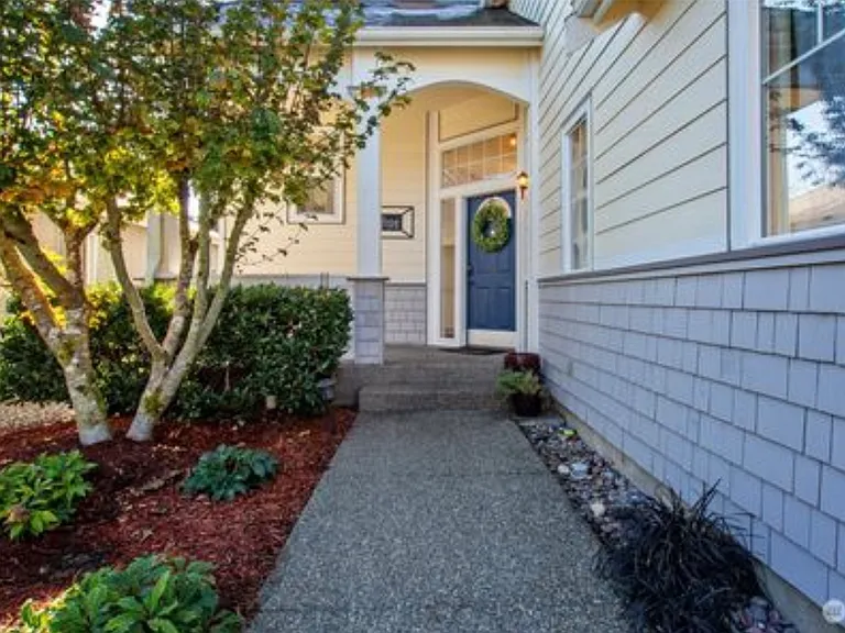 5125 Chambers Creek Loop SE — Photo 2