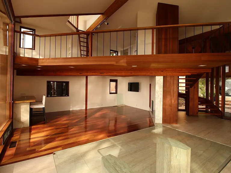 733 Las Alturas Rd — Photo 22