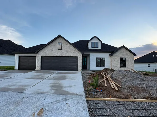 2806 Misty Flower Dr, Columbia, MO 65203