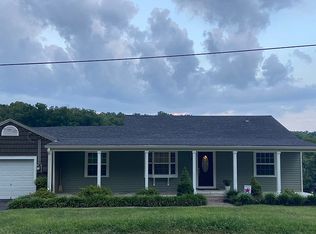 1730 Field Rd, Elizabethton, TN 37643