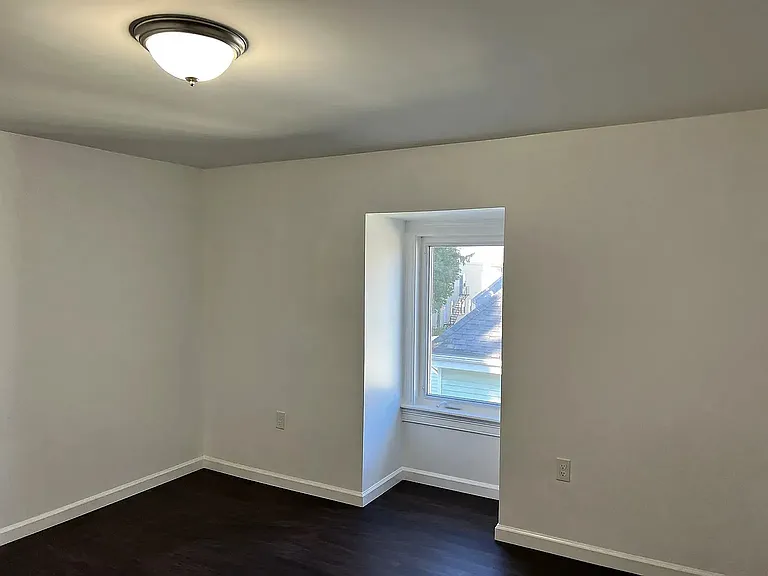 81 Alder St #1 — Photo 10