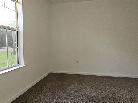 3rd image of 2812 Eva Mae St