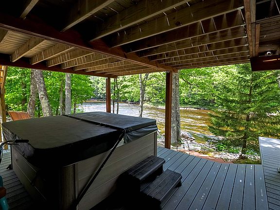 3rd image of 38 Canoe Run Road