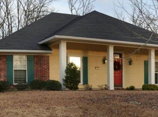 9883 Amblewood Ln, Shreveport, LA 71118