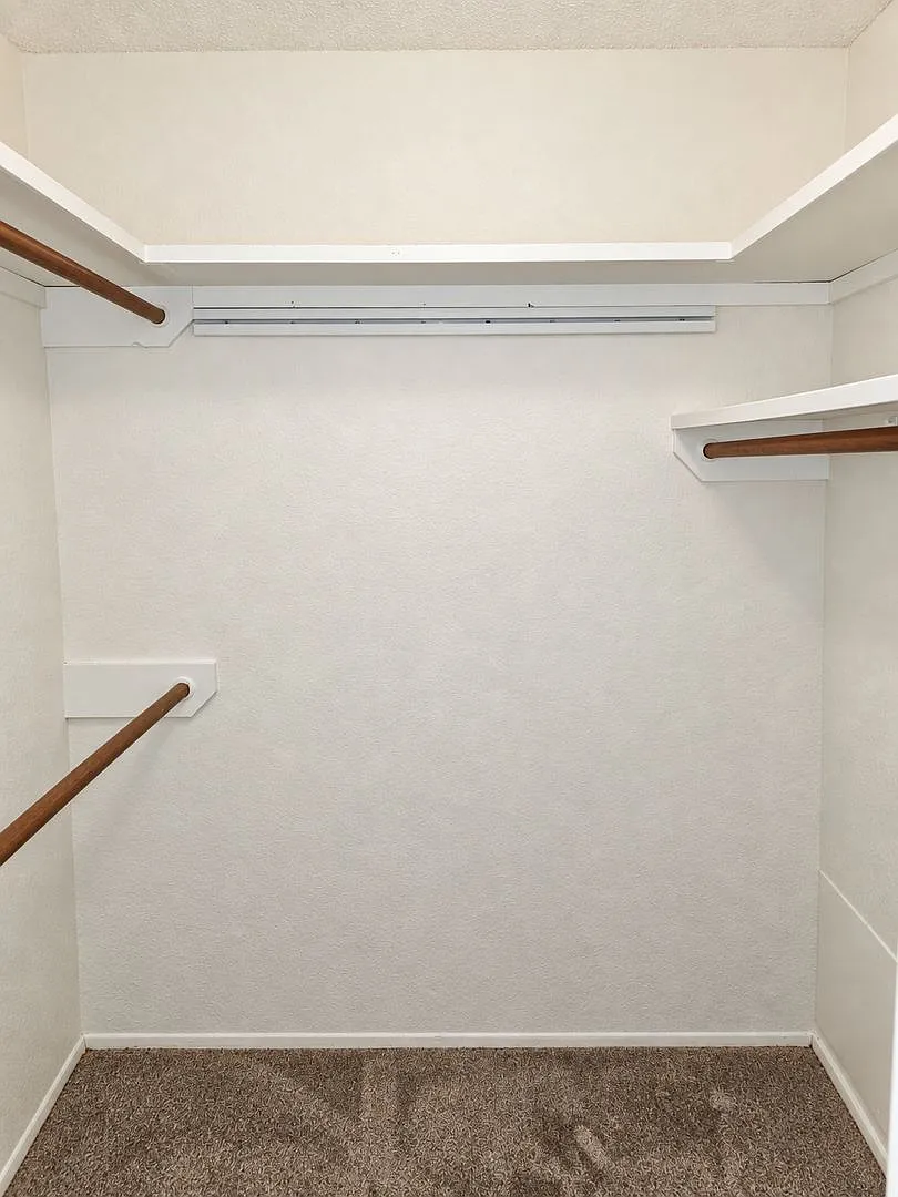 1BD Condo in Small 8 Unit Complex — Photo 4